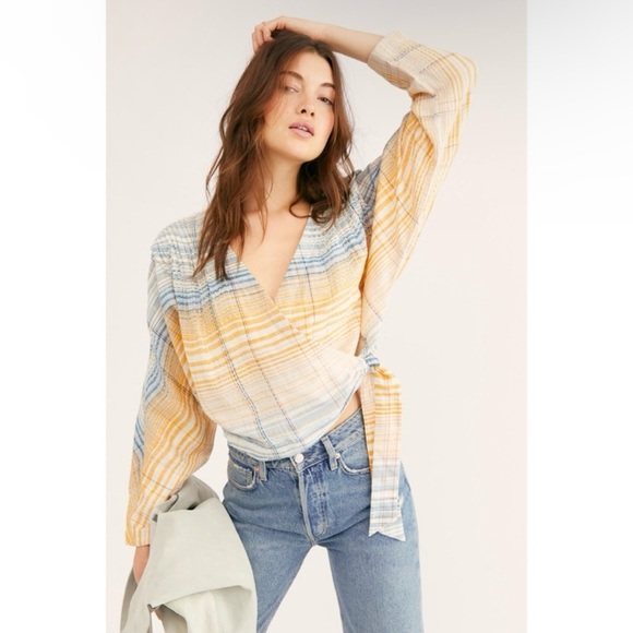 Free People top - Picture 2 of 11